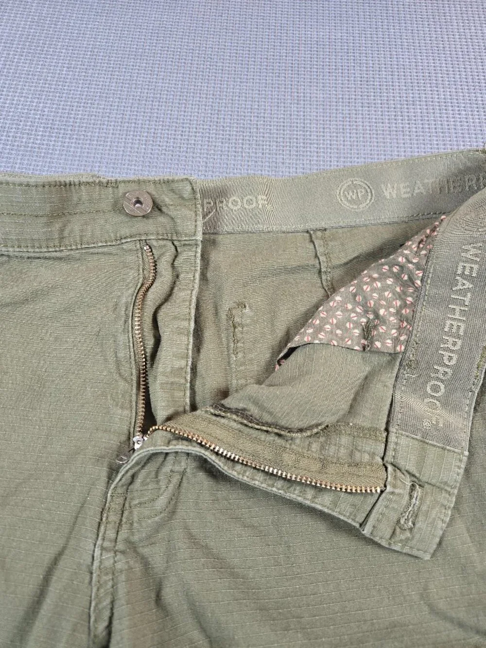 Weatherproof Cargo Shorts Mens Size 36 Alpine Olive 6-Pocket